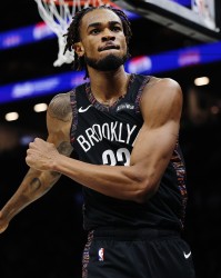 大乐透近30期开奖结果-克拉克斯顿场均13.1分7.5板4.0助1.4帽 篮板&amp;助攻在全队领跑